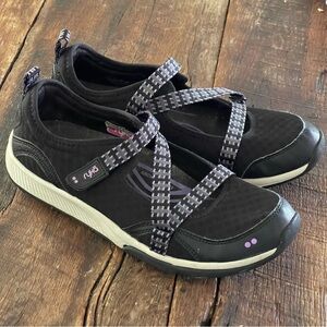 Ryka Kailee Black Mary Jane Sneakers Sz 9.5 Athletic Shoes Adjustable Straps